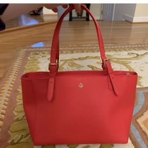 NWOT Bright Red Tory Burch Handbag W Compartments